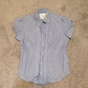 American Eagle Short Sleeve Button Down